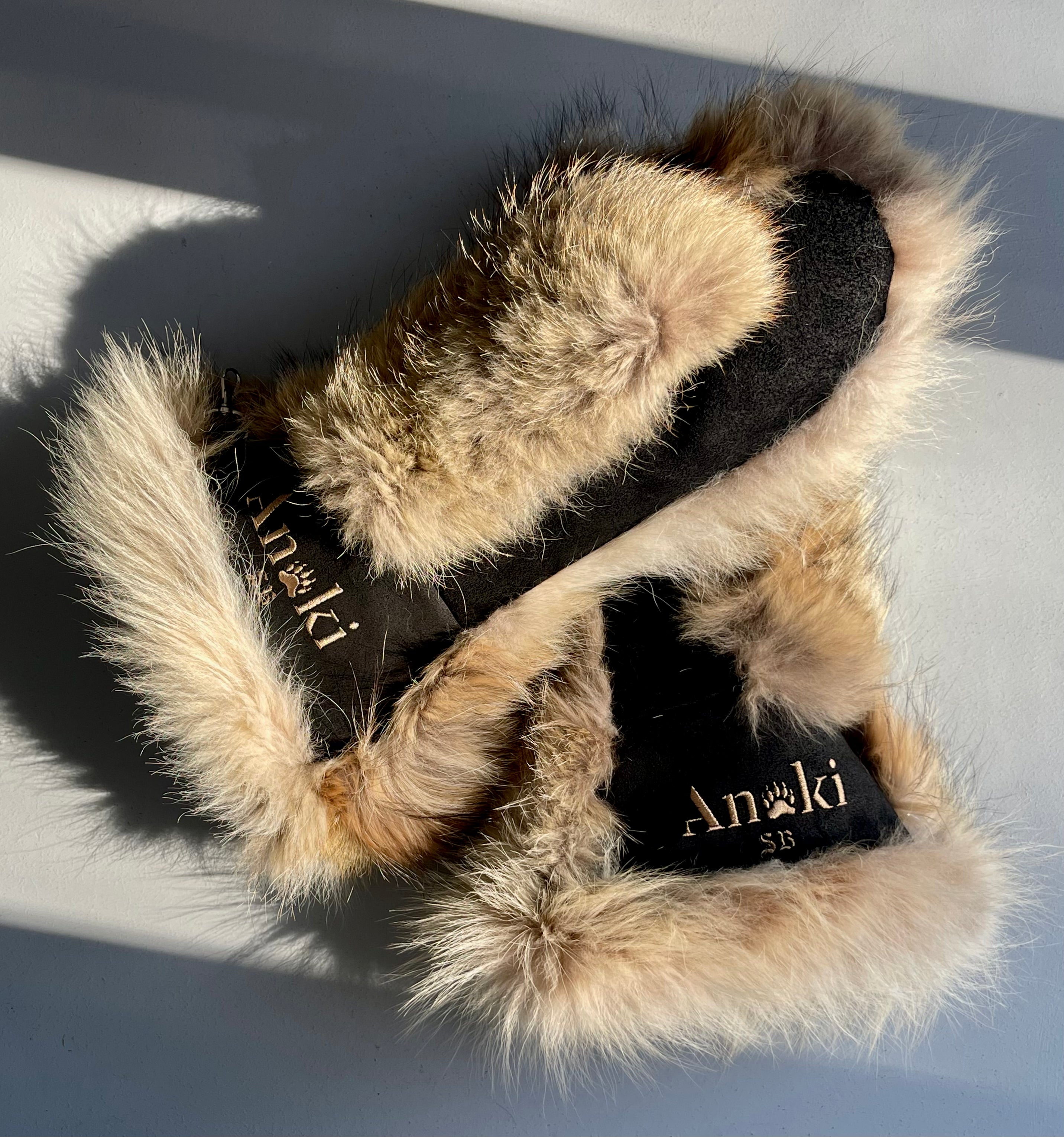 Wolf Mitt
